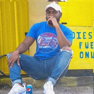 Meet your Posher, Ty